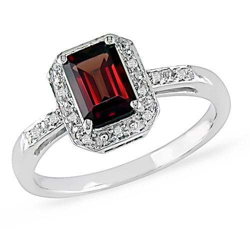 0.06 CTW 10K White Gold Diamond 1.25 CT TGW Garnet Fashion Ring
