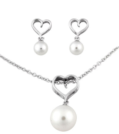 Heart Pearl Necklace Earring Set