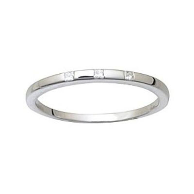 0.06 tcw Diamond Quality SI Color G/H Diamond Ring